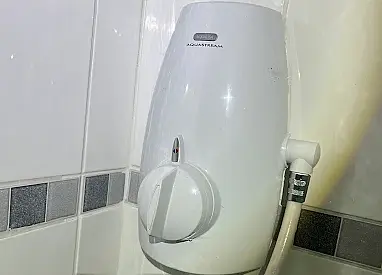 Dolphin Aquastream